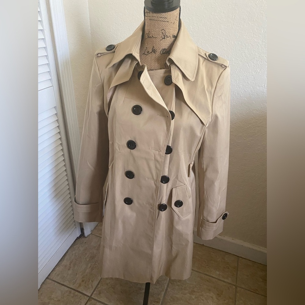 Timeless Tan Double-Breasted Trench Coat size 10